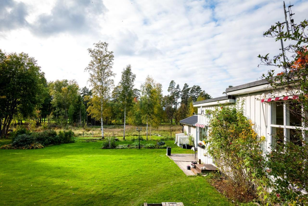 Theo & Lilis Countryside Apartment Örebro Zewnętrze zdjęcie