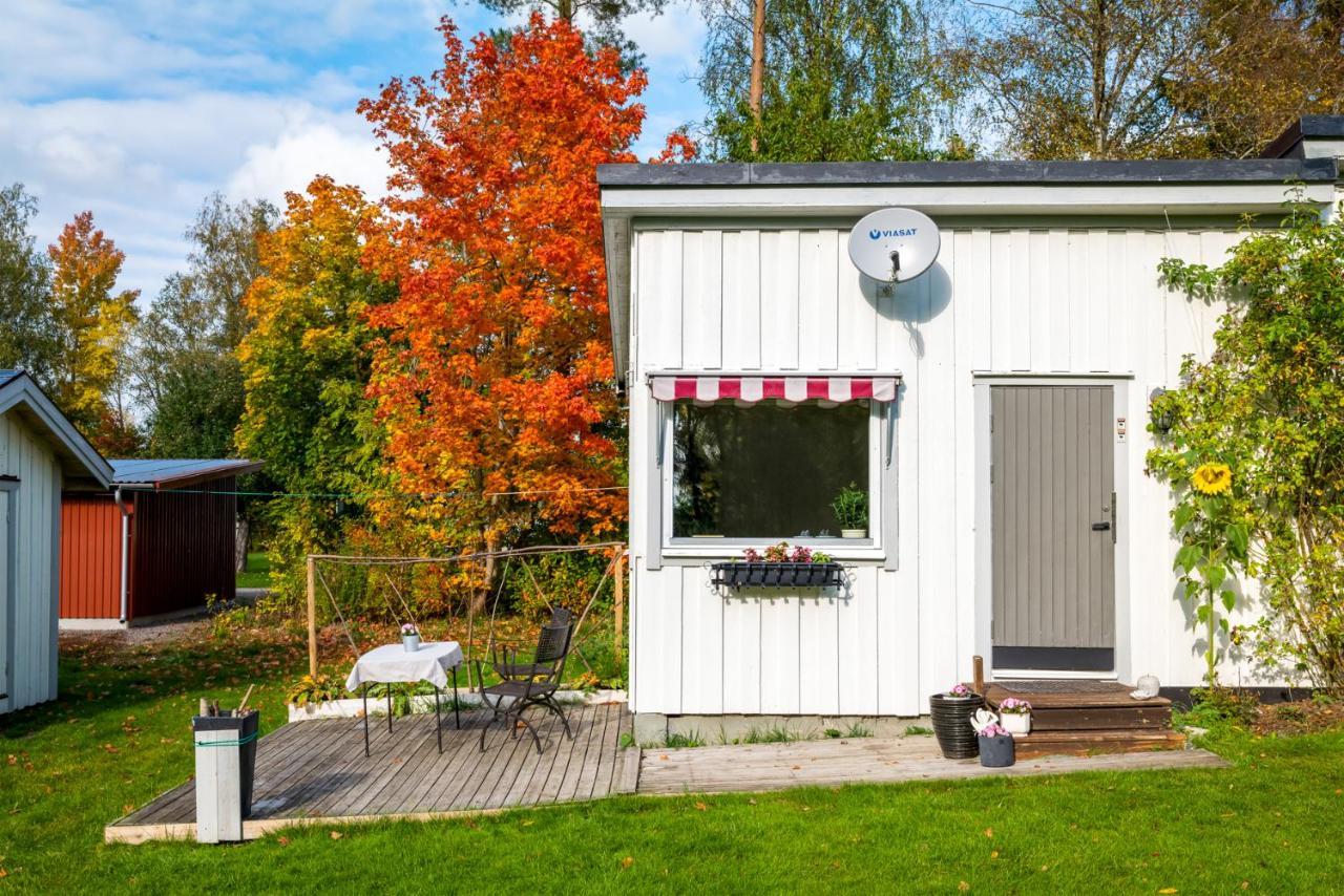 Theo & Lilis Countryside Apartment Örebro Zewnętrze zdjęcie